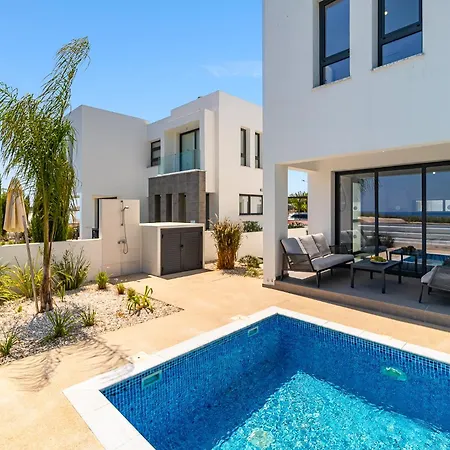 Alassia 19 By Ezoria Villa Paralimni