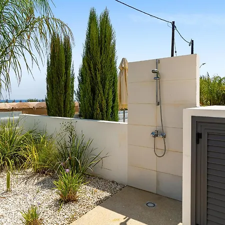 Alassia 19 By Ezoria Βίλα *