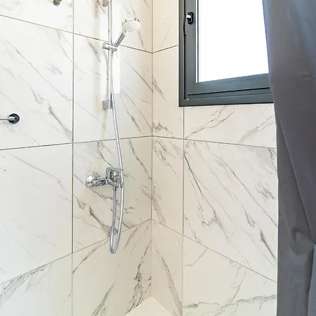 Alassia 19 By Ezoria Villa