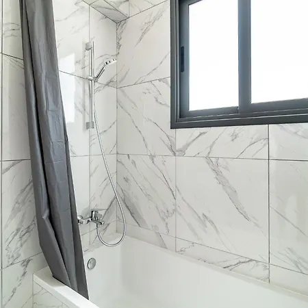 Alassia 19 By Ezoria Villa Paralimni