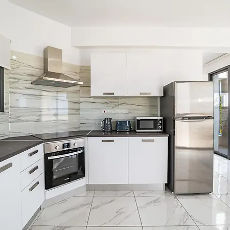 Alassia 19 By Ezoria Villa Paralimni