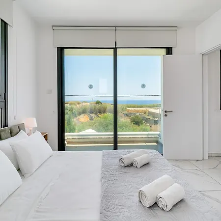 Alassia 19 By Ezoria * Paralimni