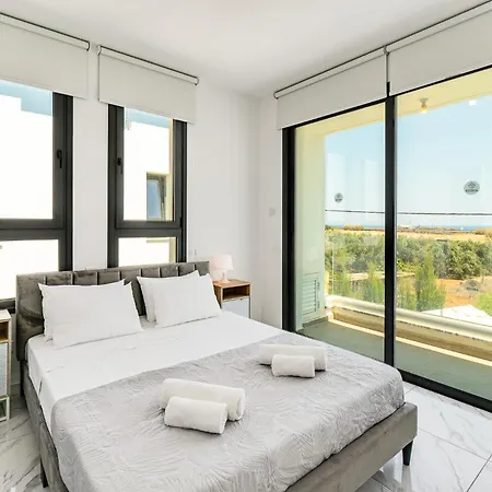 Alassia 19 By Ezoria Villa *