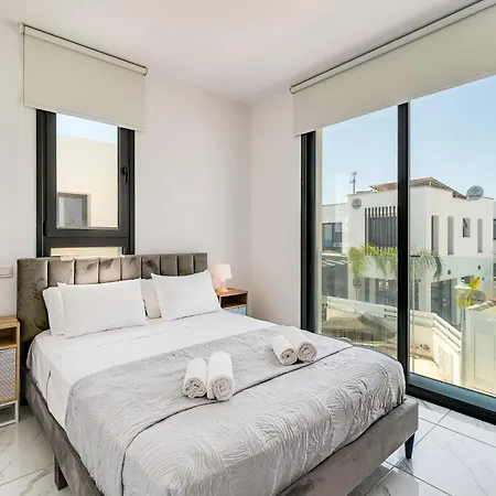 Alassia 19 By Ezoria * Παραλίμνι