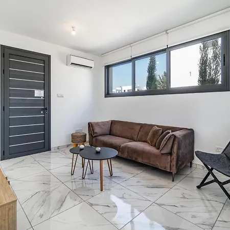Alassia 19 By Ezoria Villa Paralimni