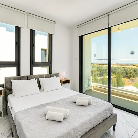 Alassia 19 By Ezoria Villa Paralimni